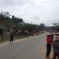 Ra quân thực hiện vệ sinh môi trường tại thôn Hiềng